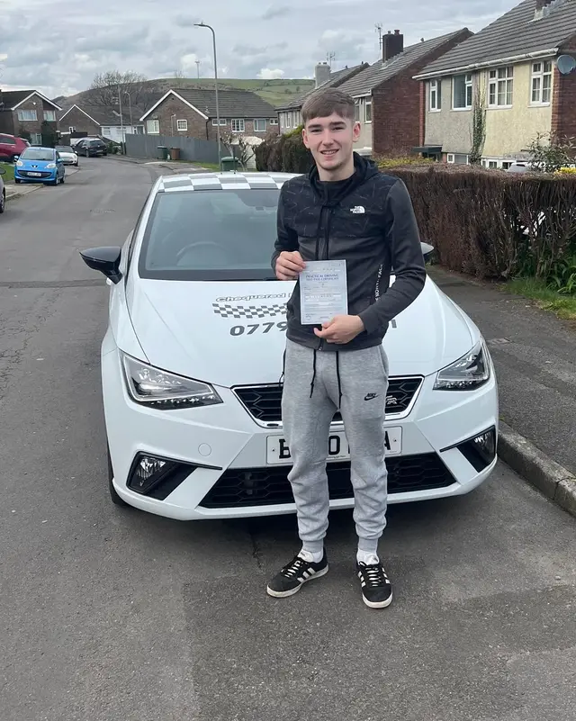 Chequered Flag Driving School pupil who passed their driving test (2)